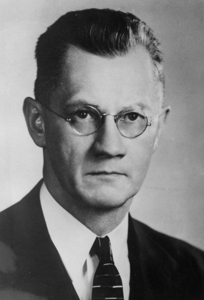 Black-and-white head-and-shoulders photograph of Paul E. Hemke