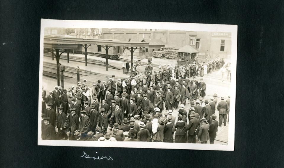 Seniors, Class of 1914
