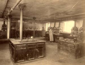 Winslow Building interior laboratory (date unknown)