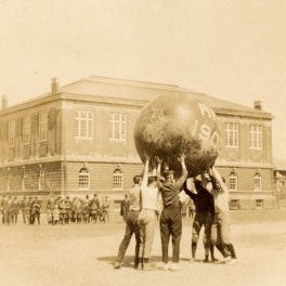 Student tradition of the giant ball