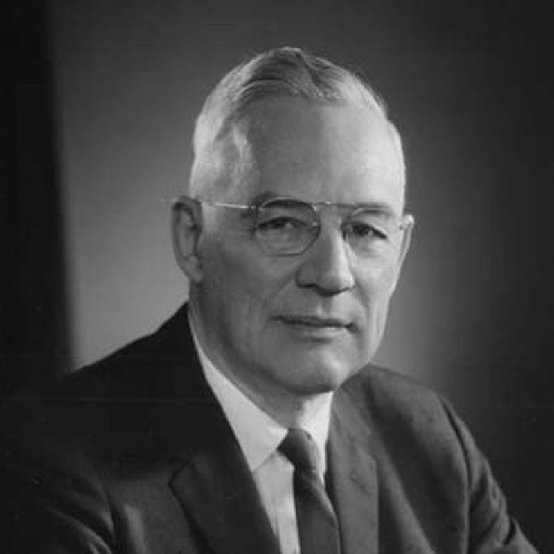 Black-and-white head-and-shoulders photograph of Richard Gilman Folsom