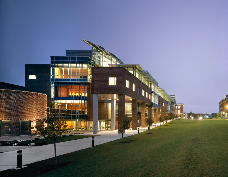 Center for Biotechnology and Interdisciplinary Studies (CBIS)